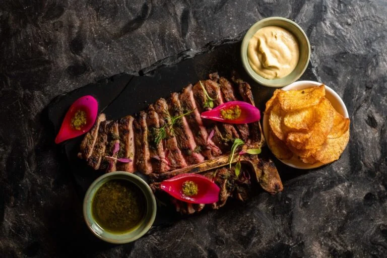 MESH Club Steak Platter