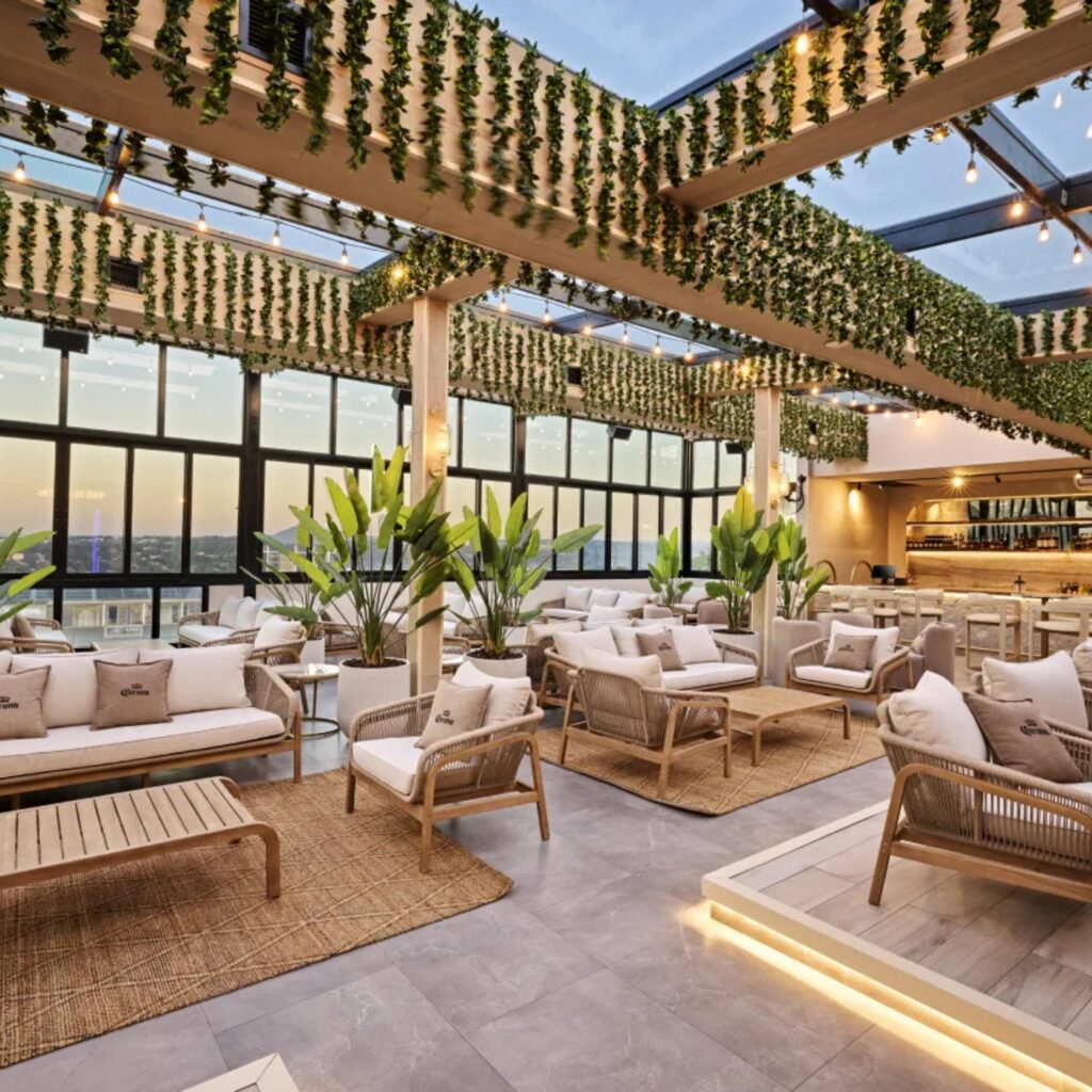 Rockets Menlyn Cigar Lounge