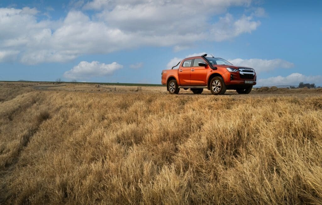 ISUZU D-MAX country view