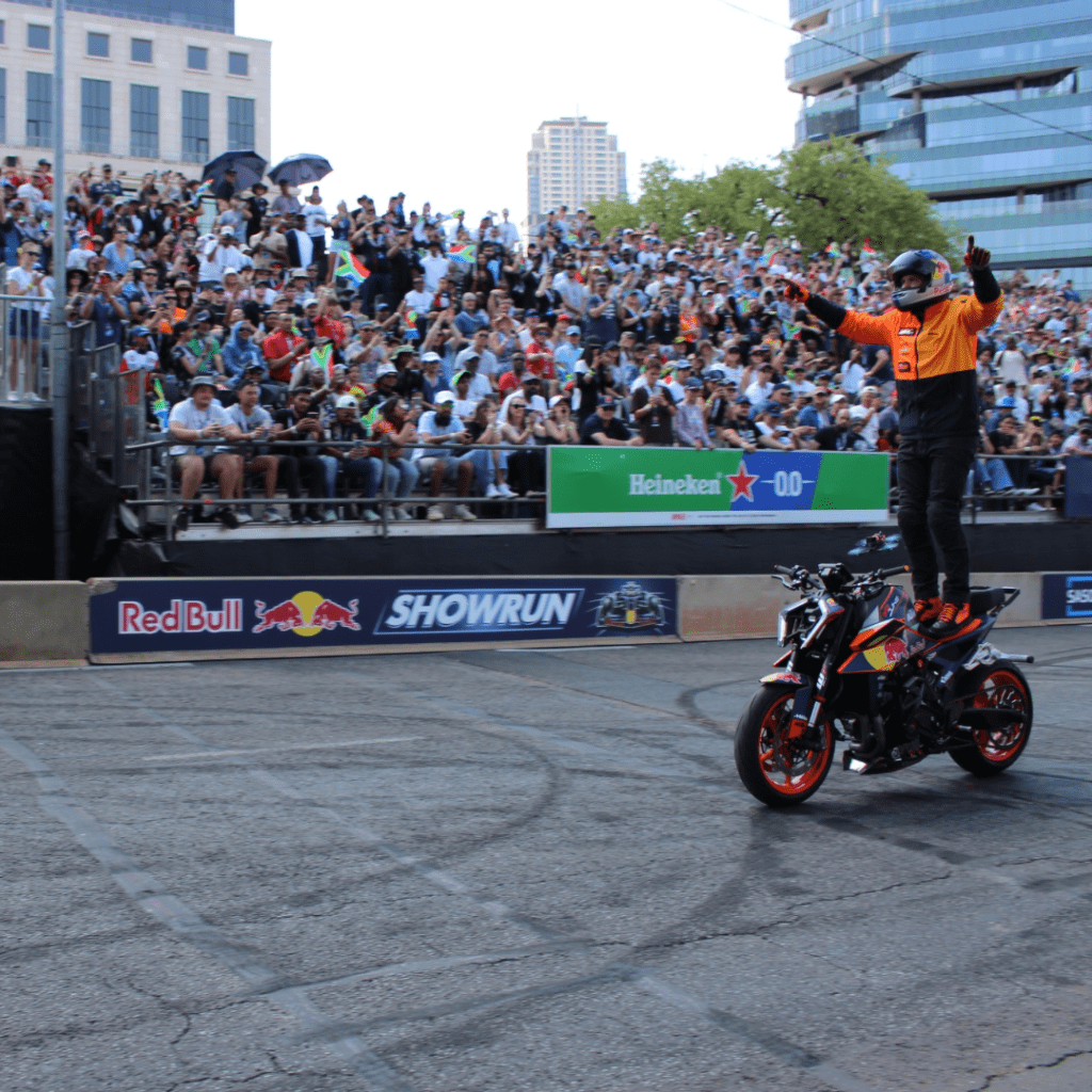 Red Bull Showrun Aras