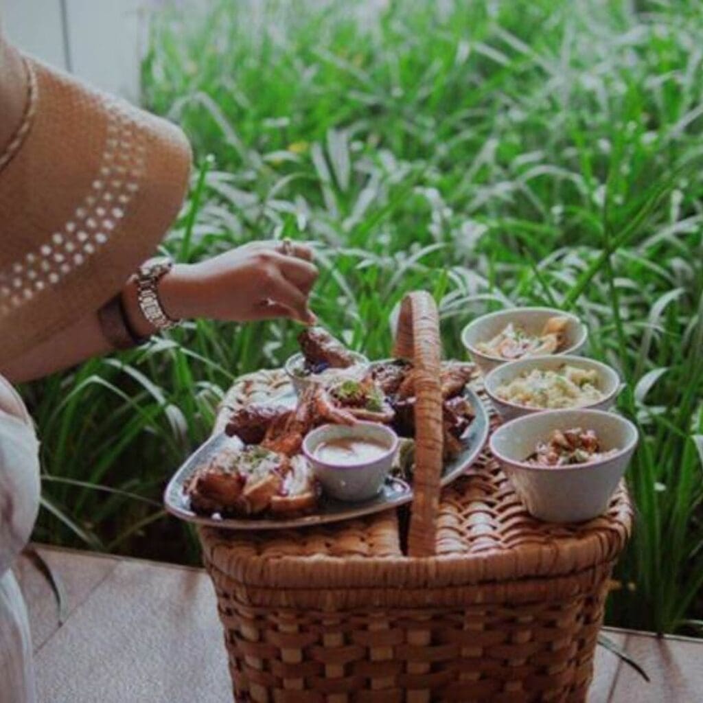 Sunday Society Picnic