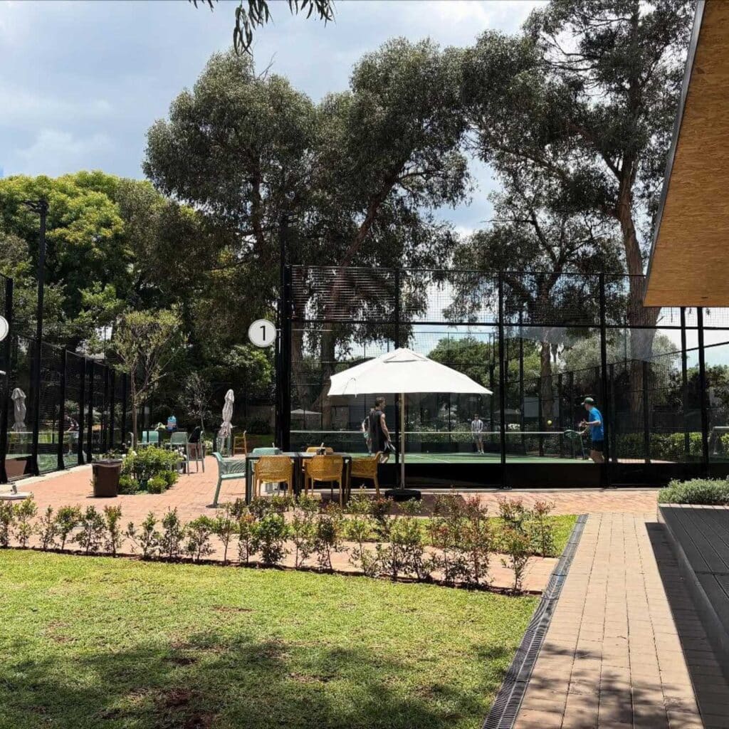 Padel & Social Grounds