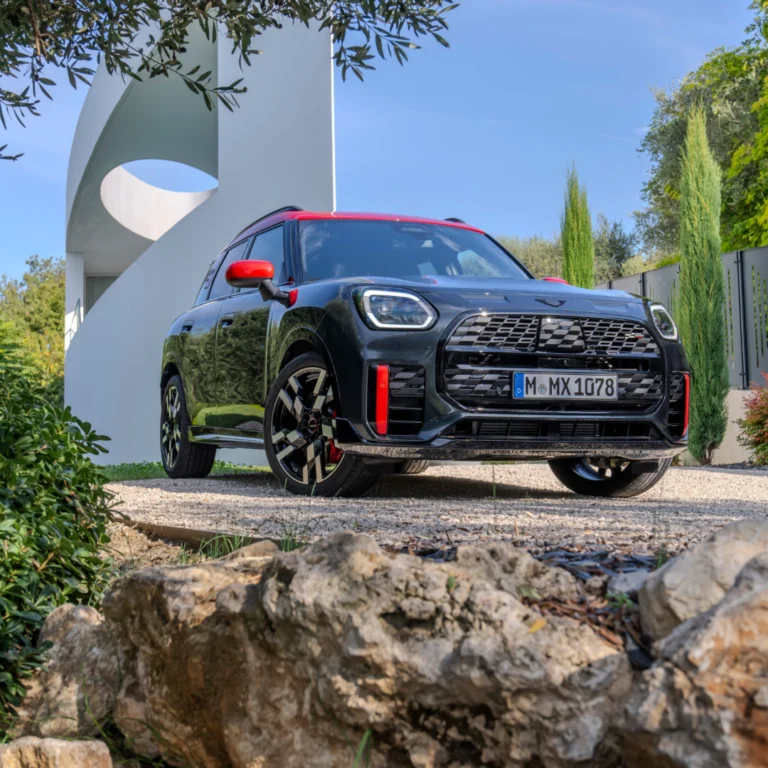 MINI JCW Countryman