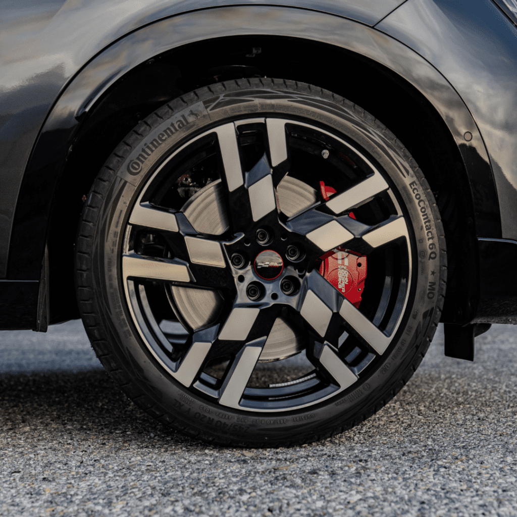 MINI JCW wheels and calipers