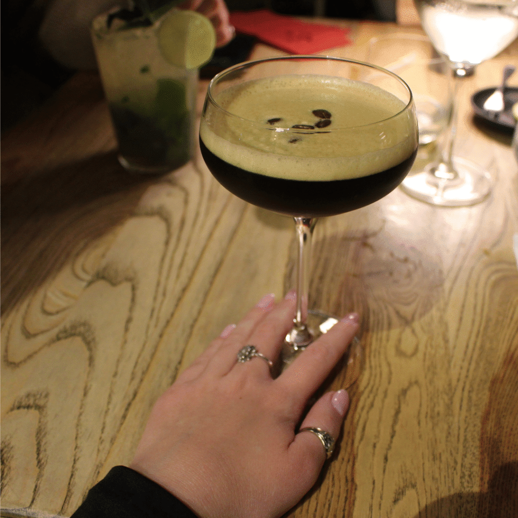 Cocktails at Turn ‘n Tender