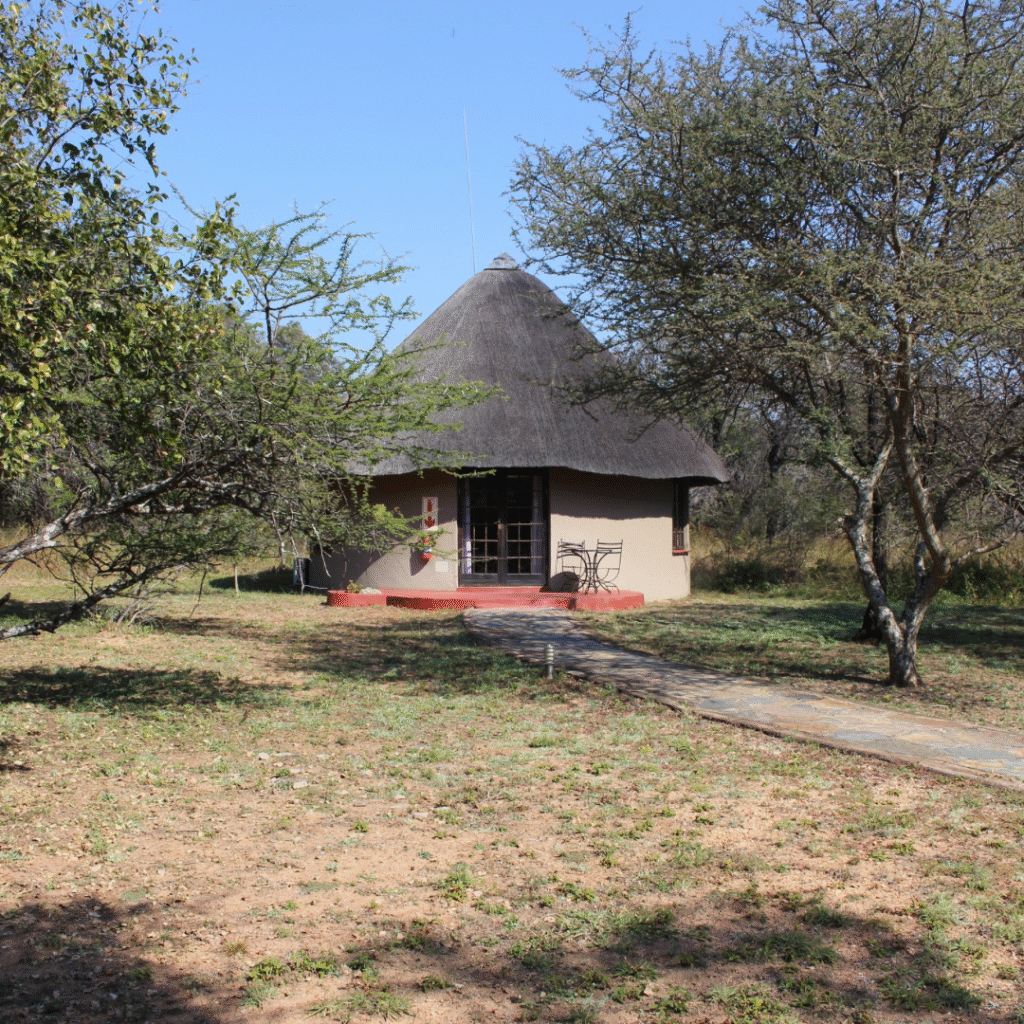 Finfoot Lake Reserve bungalows