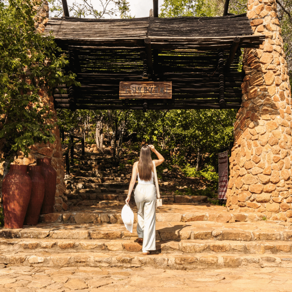 Bushveld Escapes: Tshukudu
