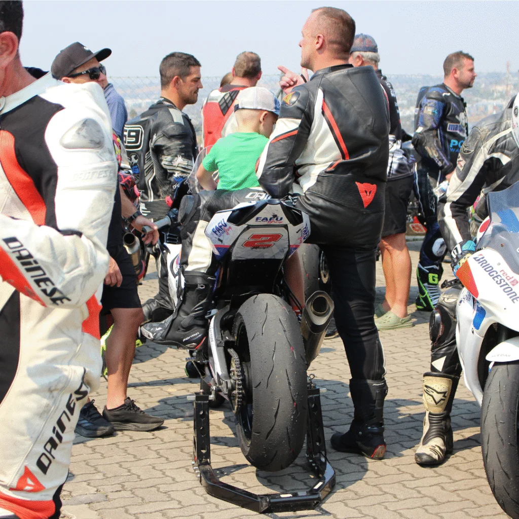 Festival of Motoring SunBet ZX-10 Masters Cup Round 6