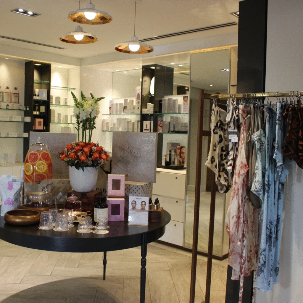 Four Seasons Hotel & Spa Reception