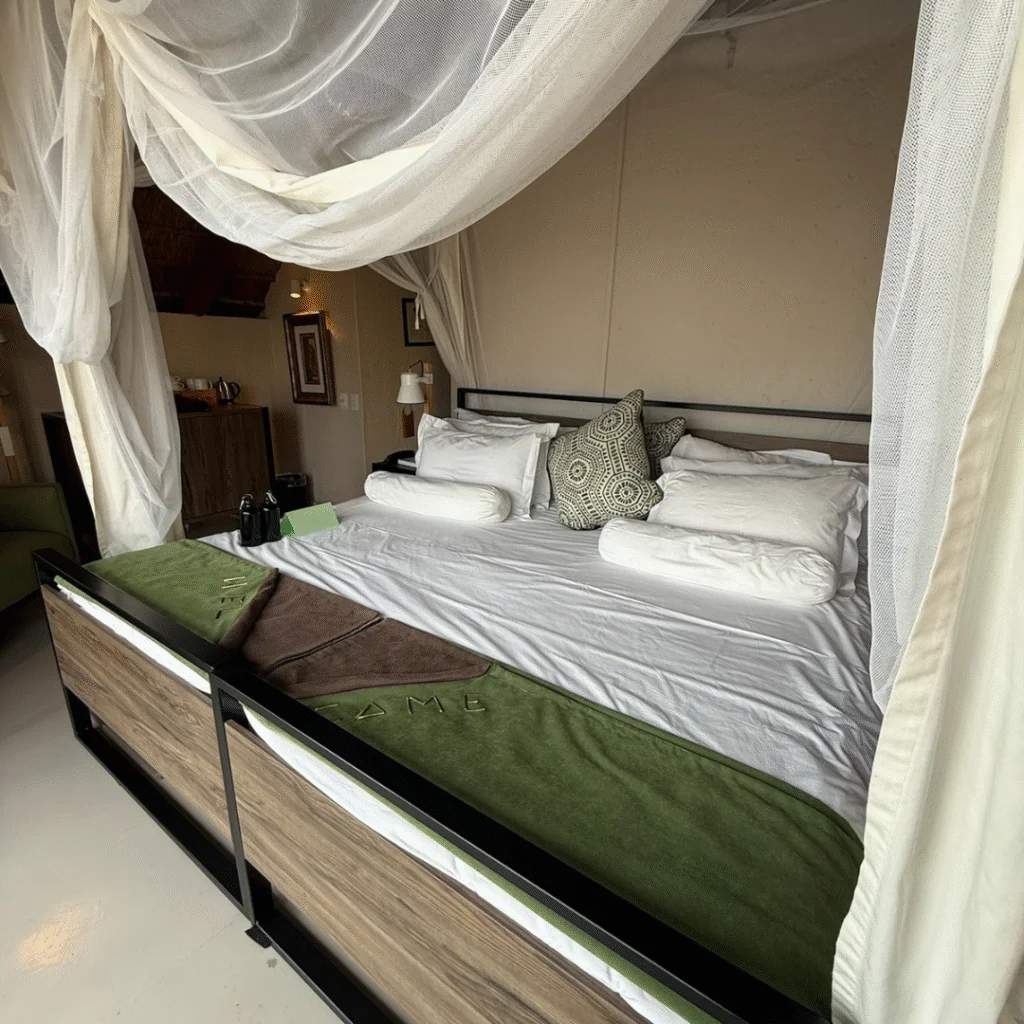 Tau Game Lodge Standard Chalet