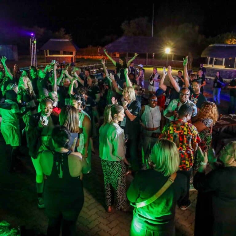 Travel AgentsBoma Dancing on the Mega lekker Escape