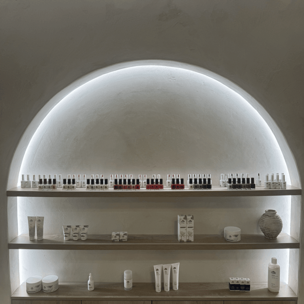 The Hyding Hands and Feet