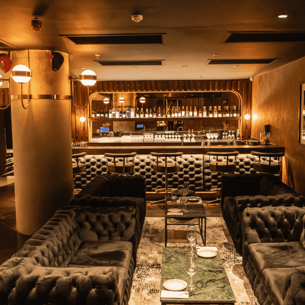 Interior Decor Cocktail Lounge