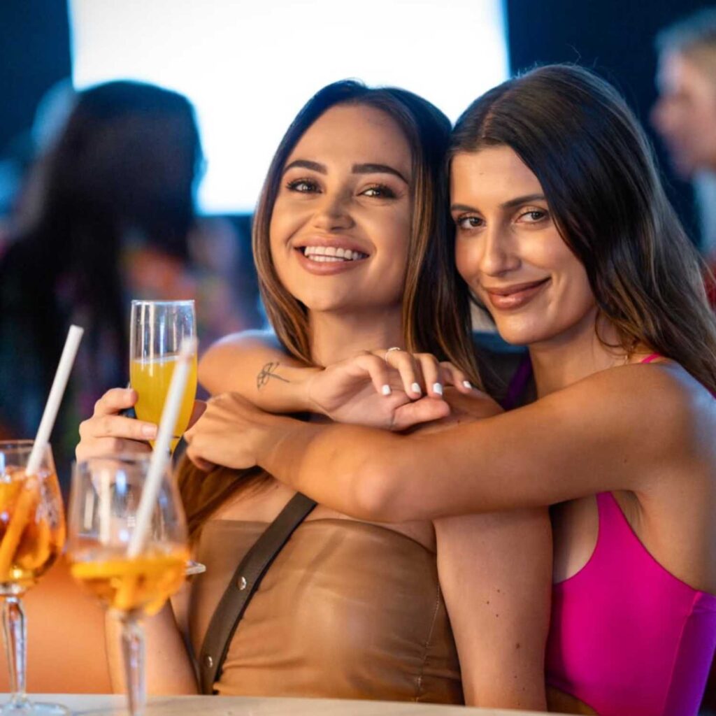 Saint Yves Bar - Salt Rock