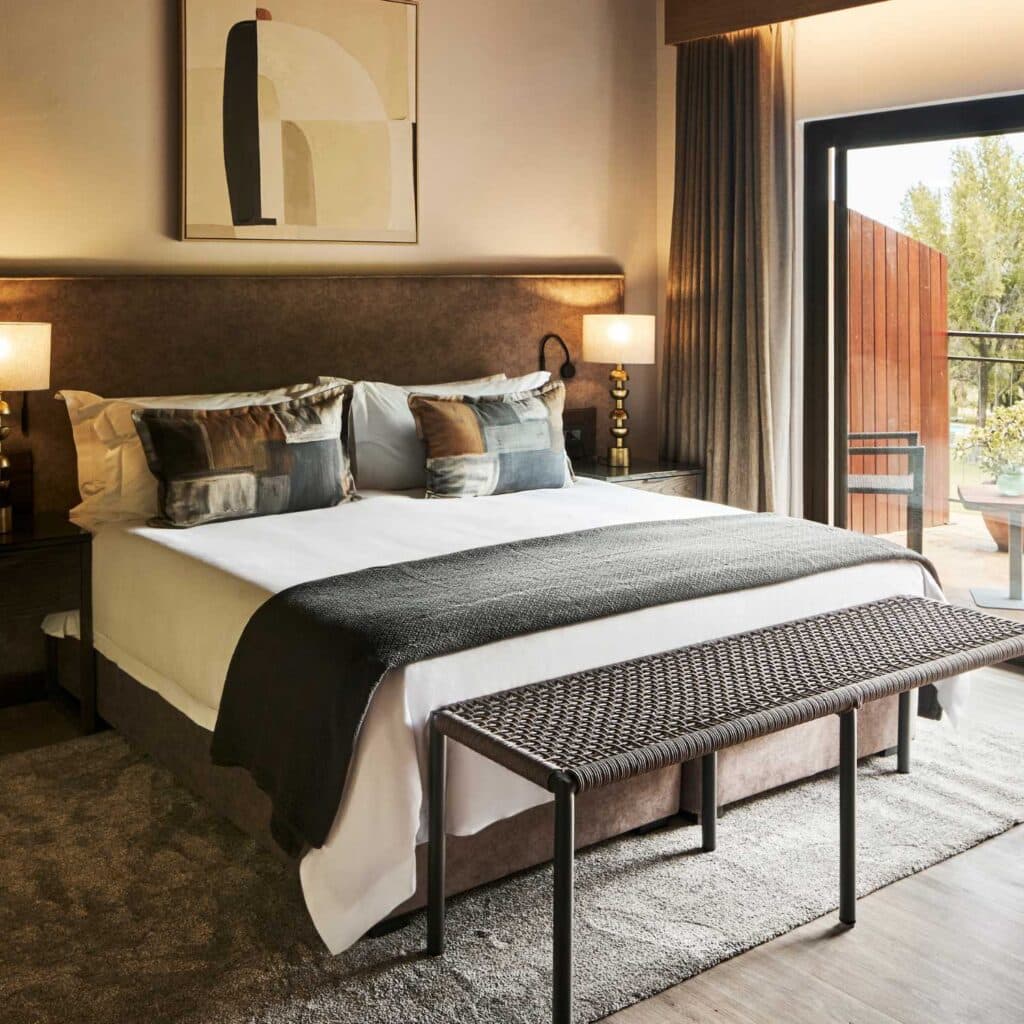 Letamo Bedroom