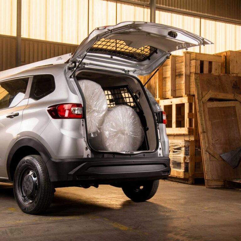 Renault Triber 01