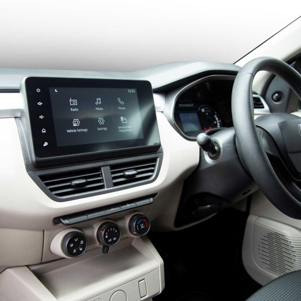 Renault Triber 02