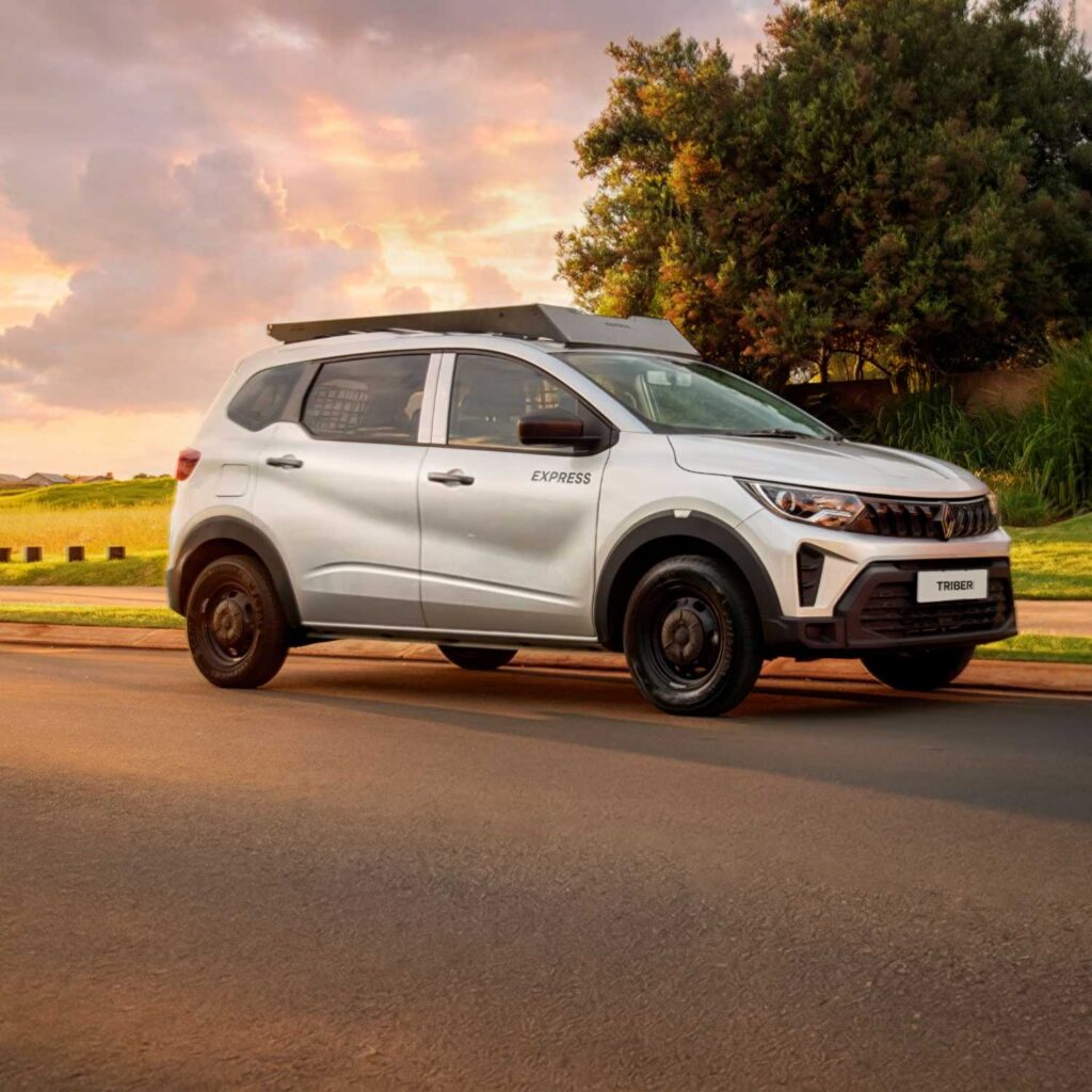 Renault Triber 05