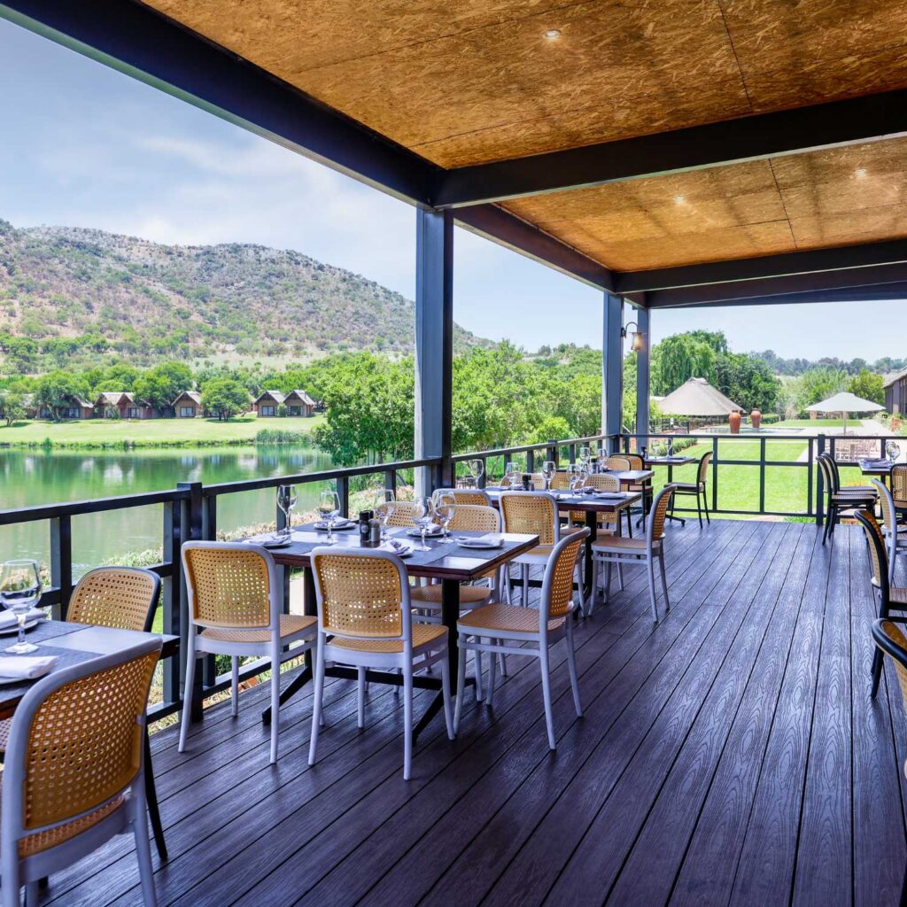 Overmeer Bistro at Kloofzicht Deck