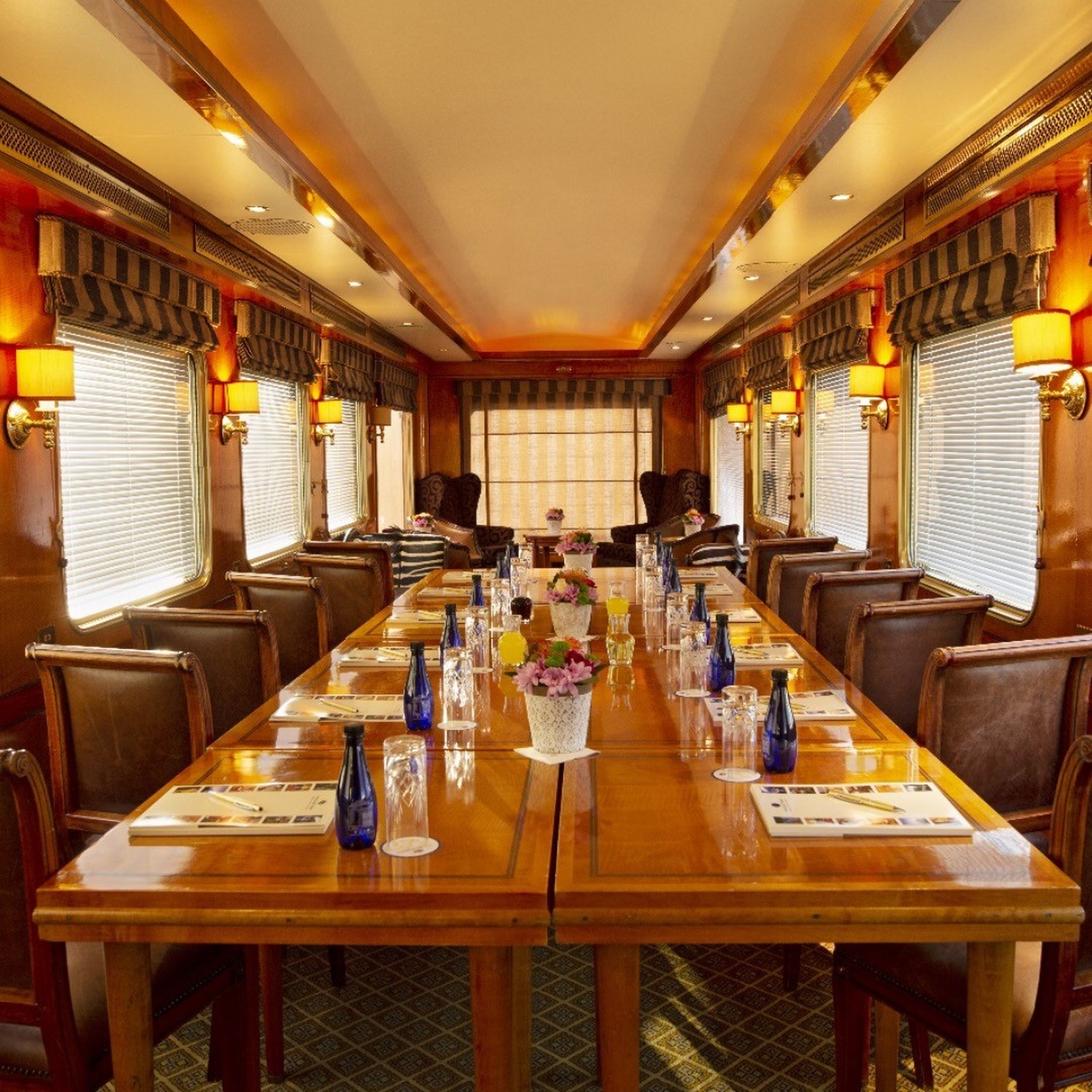 Dining carriage on The Blue Train