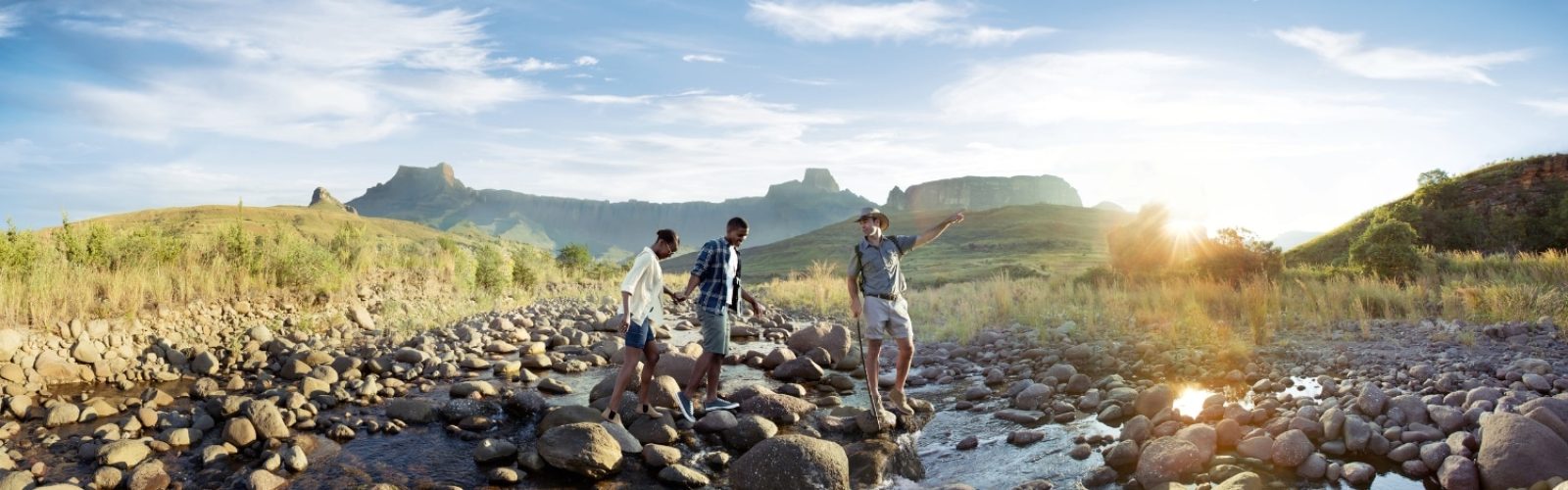 Hello Travel Deals hiking in The Drakensberg Mountains
